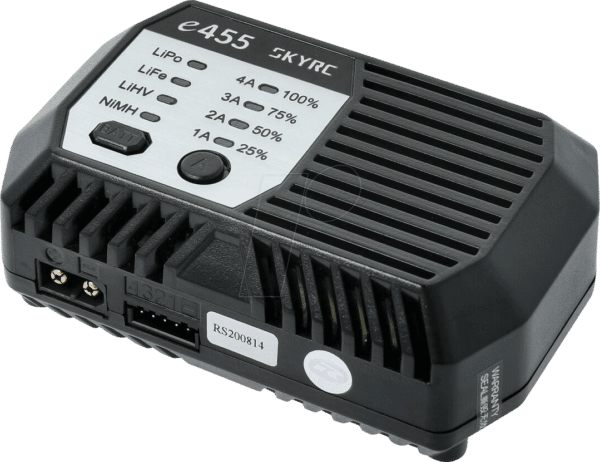SKYRC E455 - Ladegerät für Akkupacks e455